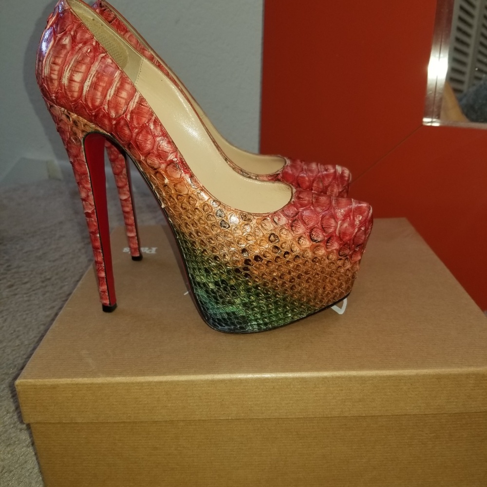 Christian Louboutin Daffodile Snake Skin Pump
